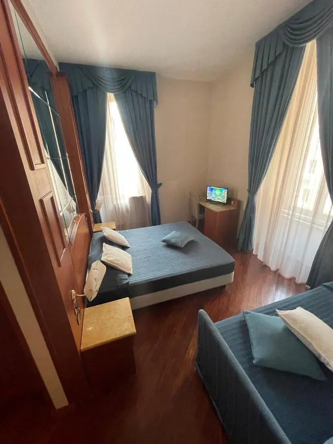 Πανσιόν 3Rd Floor 69 Manin Street Ξενοδοχείο Ρώμη